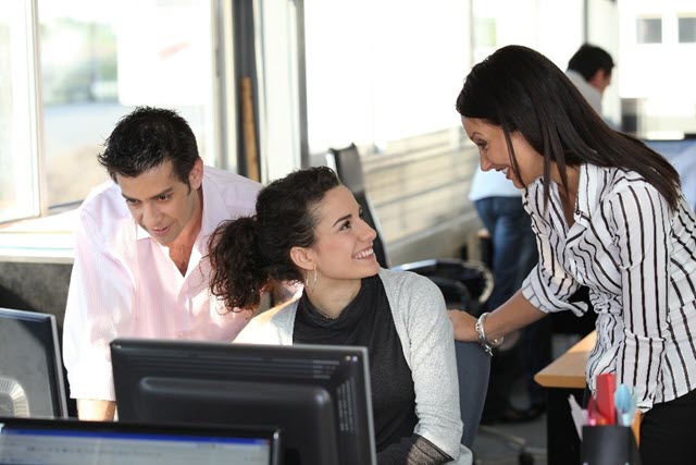 Ob via LiveStream oder vor Ort in unserem Schulungs-Center: Die Adobe InDesign-Kurse von Microwin finden in entspannter Lernatmosphäre statt.